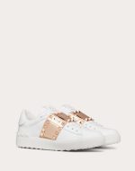 ROCKSTUD UNTITLED SNEAKER IN CALFSKIN LEATHER WITH METALLIC STRIPE